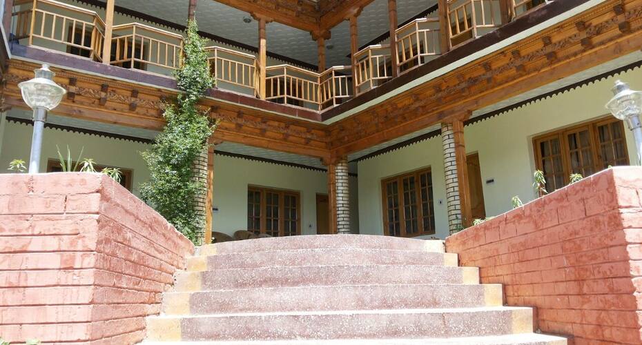 Hotel Grand Willow, Leh 4